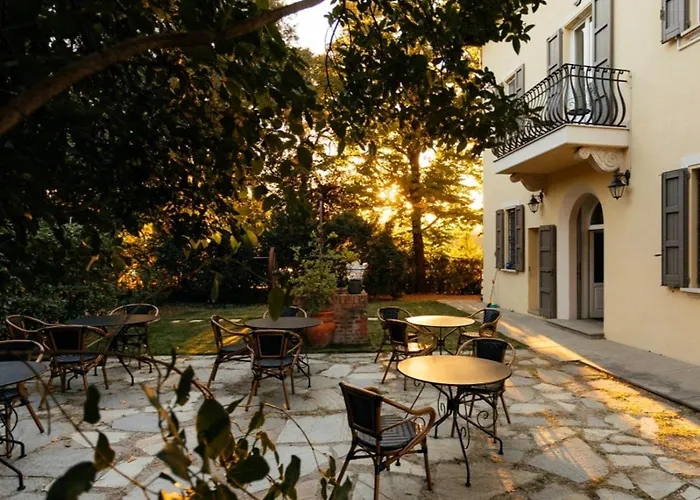 Konukevi Tuscany Garden